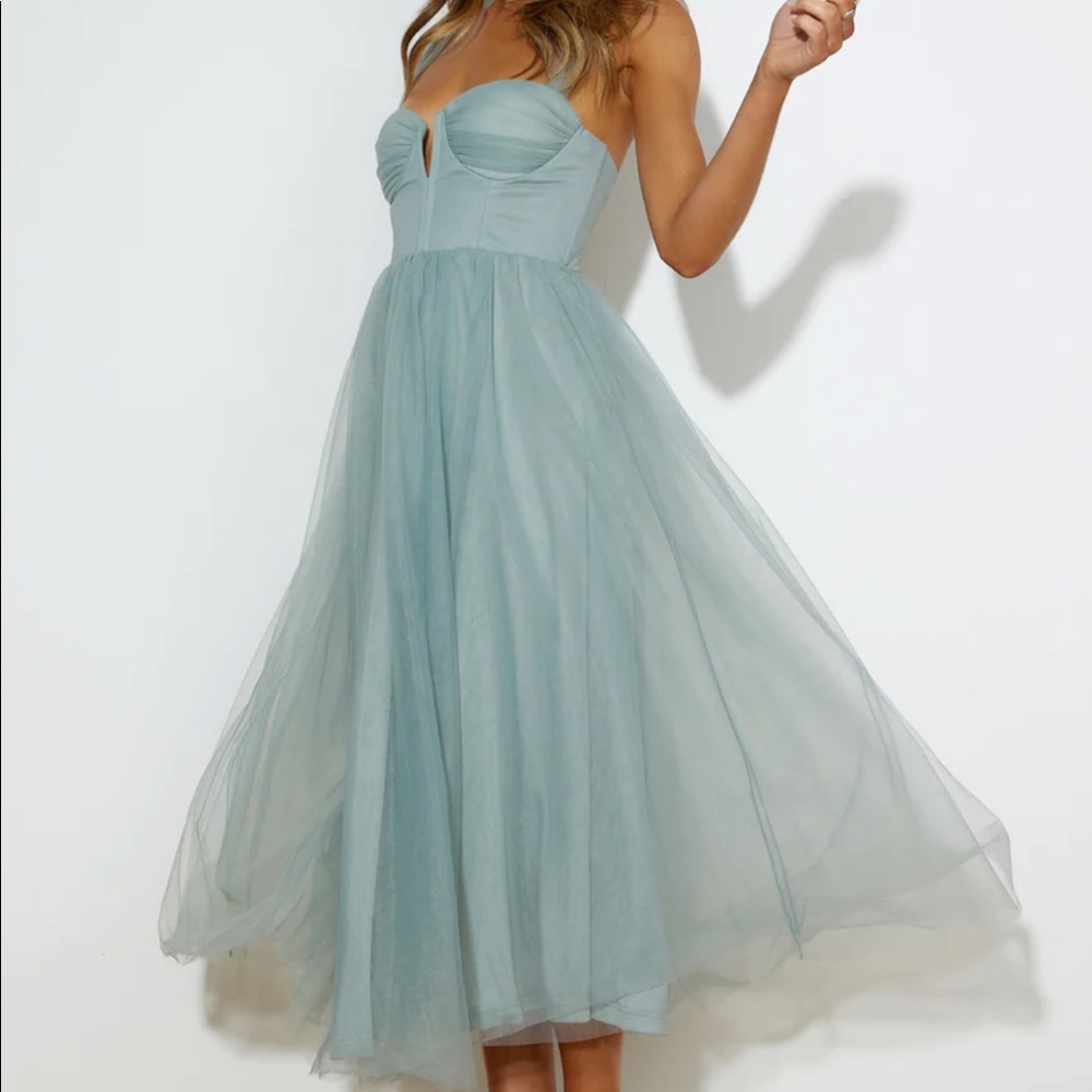 Hello Molly Fairytale World Midi Dress. Size Small